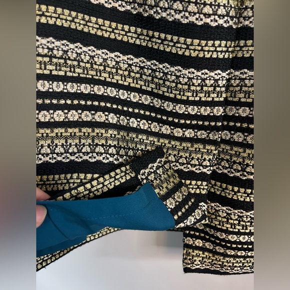 R.S.V.P. By Talbots woman’s gold and‎ black striped lines pencil skirt size 10 - Picture 4 of 6